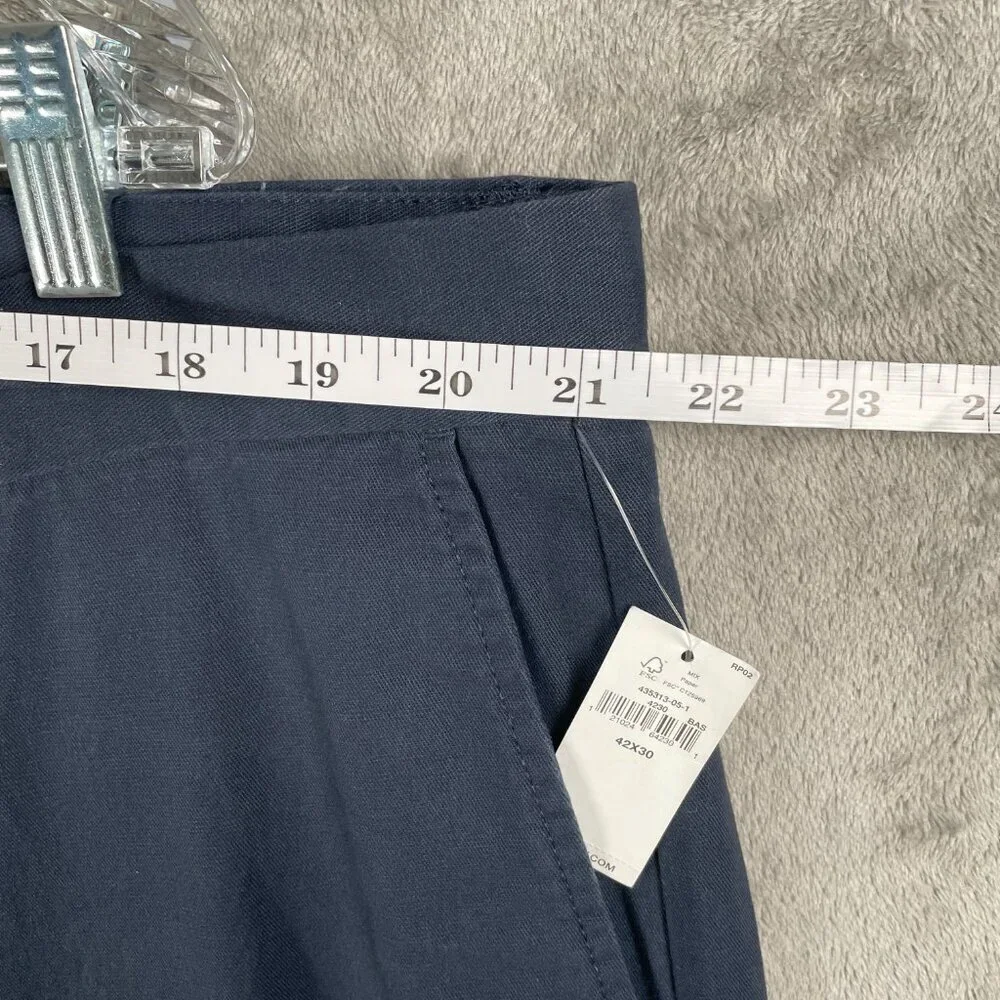 Old Navy Ultimate Loose Men’s 42x30 Navy Blue Built-In Flex Chino Pants Casual